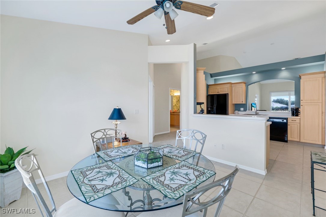 2 Bed Waterfront Home for Sale in Naples, photo 15
