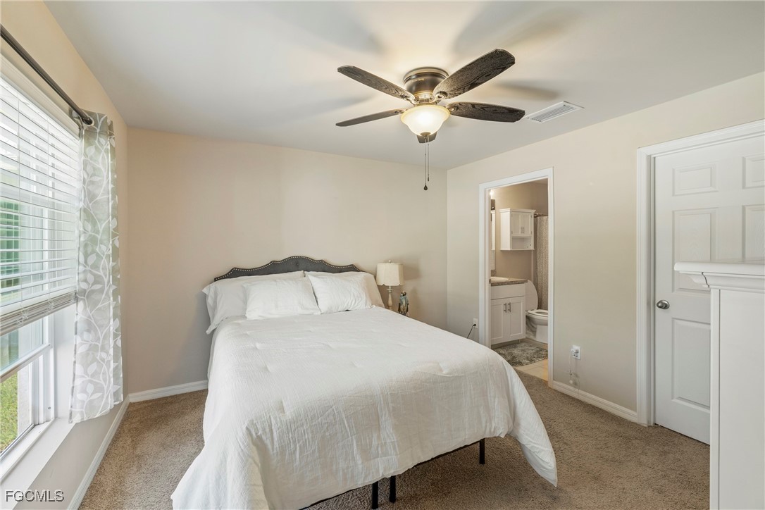 3 Bed SingleFamilyResidence for Sale in Rio Villa Lakes, FL — photo 15