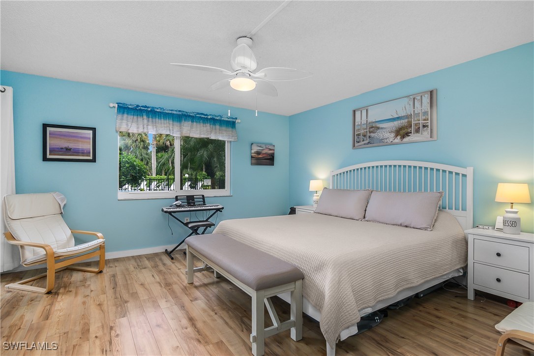 2 Bed Condominium for Sale in Montego Manor, FL, $199,900 — photo 15