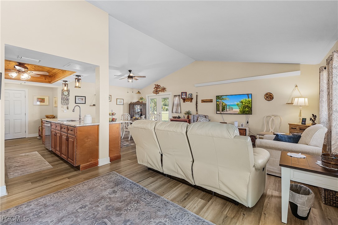 3 Bed SingleFamilyResidence for Sale in St James City, FL — photo 15