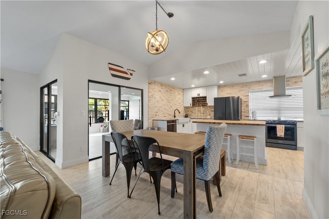 2 Bed SingleFamilyResidence for Sale in South Pointe, FL — photo 15