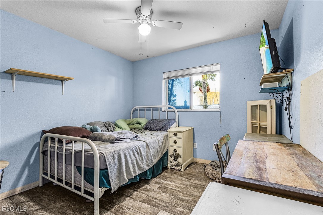 4 Bed SingleFamilyResidence for Sale in Cape Coral, photo 15