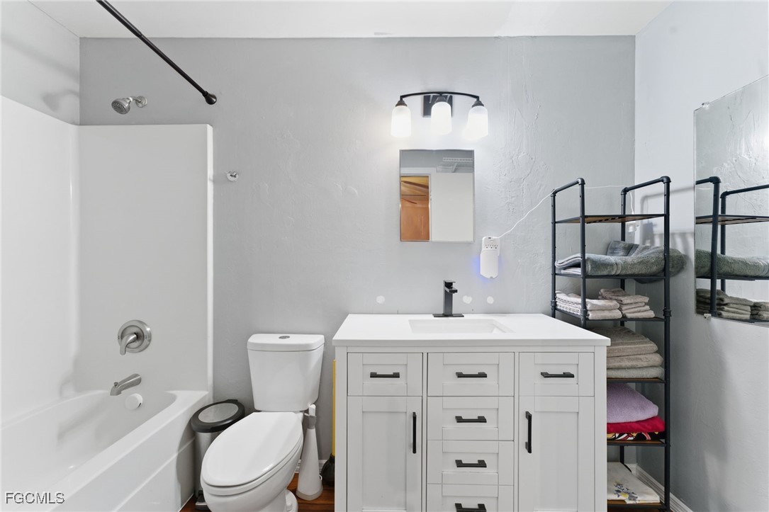 3 Bed SingleFamilyResidence for Sale in Cape Coral, FL — photo 15