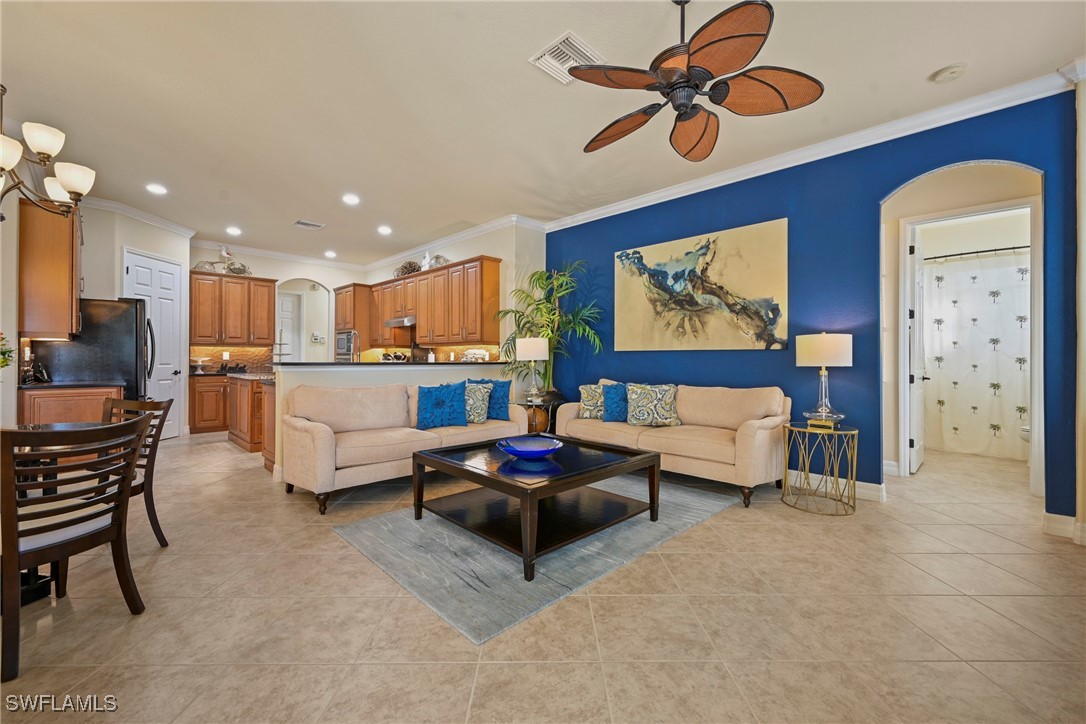 5 Bed Pool Home for Sale in Bella Terra, photo 15