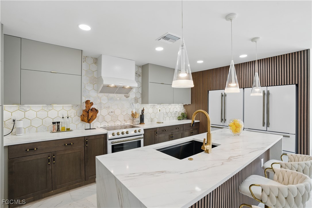 3 Bed Pool Home for Sale in Cape Coral, photo 15