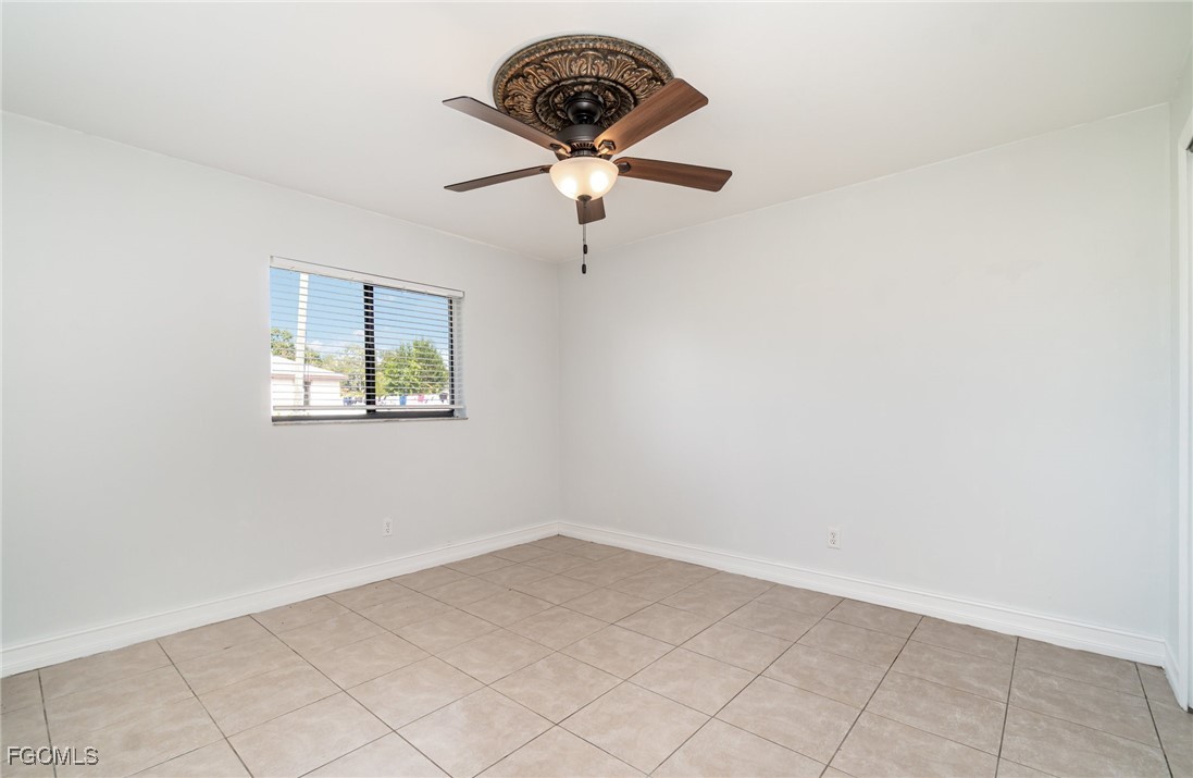 3 Bed SingleFamilyResidence for Sale in Fort Myers, photo 15