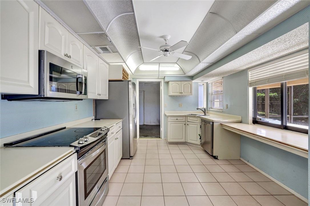 2 Bed Pool Home for Sale in Marco Island, photo 15