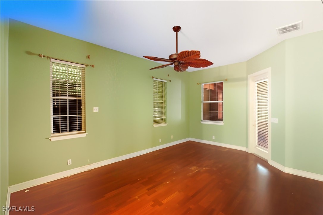 3 Bed SingleFamilyResidence for Sale in Naples, photo 15