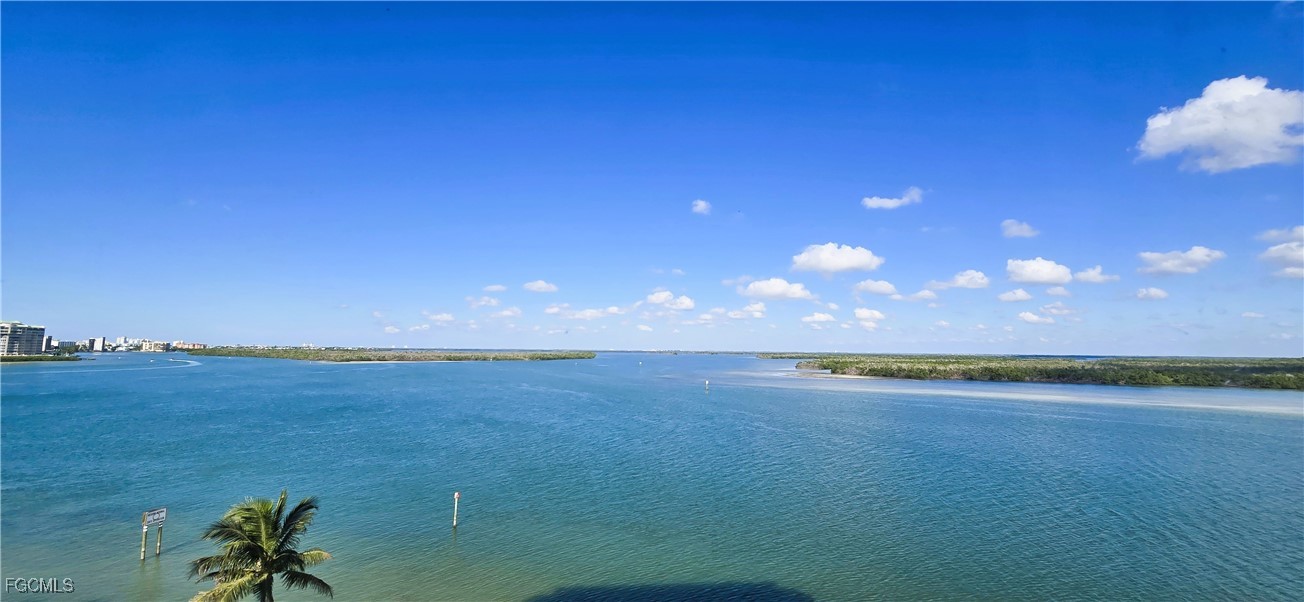 1 Bed Waterfront Home for Sale in Fort Myers Beach, FL — photo 15