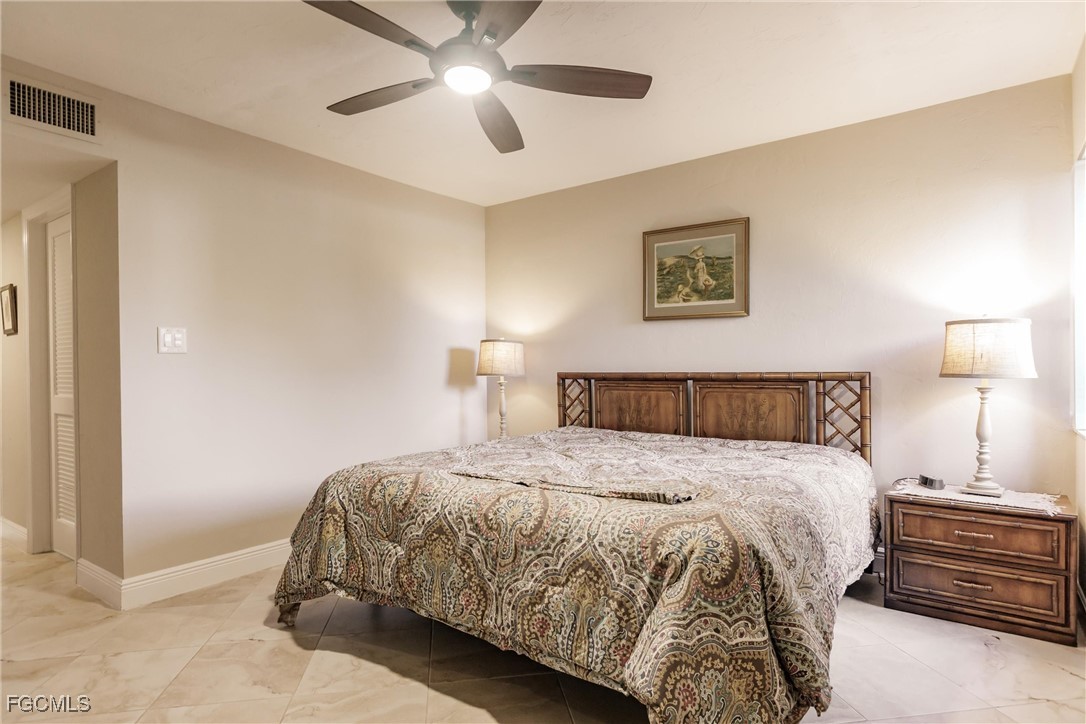 2 Bed Waterfront Home for Sale in Fort Myers, photo 15