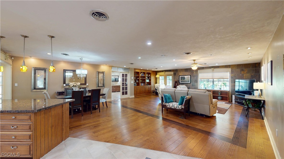 3 Bed Pool Home for Sale in Meadows, photo 15