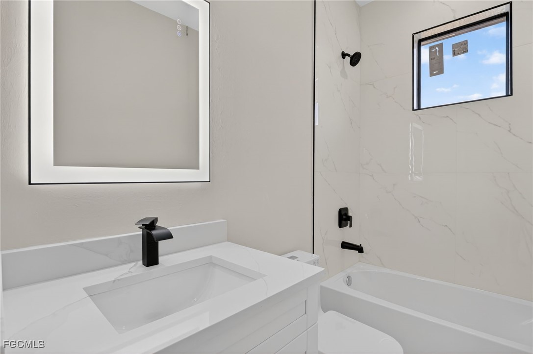 4 Bed SingleFamilyResidence for Sale in Lehigh Acres, FL — photo 15