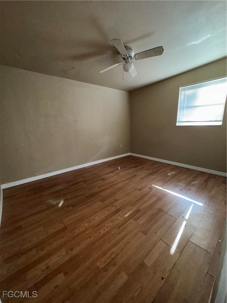 3 Bed SingleFamilyResidence for Sale in North Fort Myers, photo 15