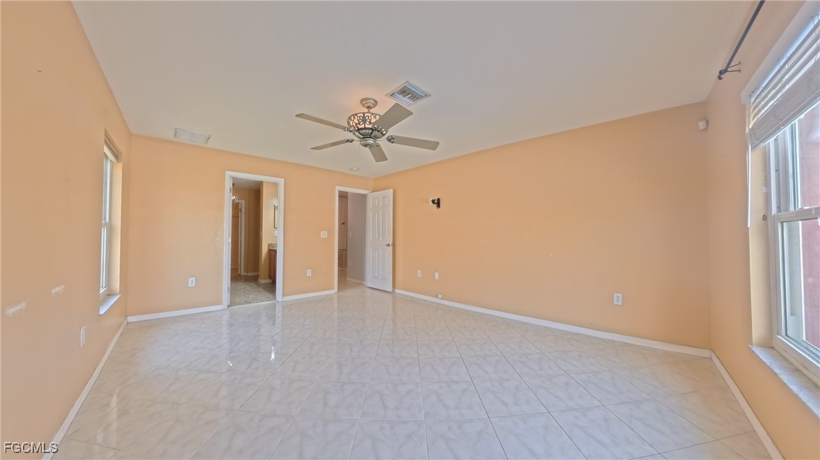 4 Bed Pool Home for Sale in Greenbriar, photo 15