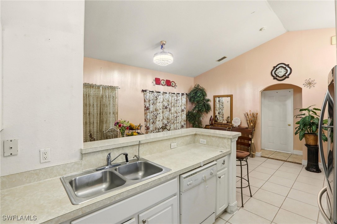 3 Bed SingleFamilyResidence for Sale in Naples, photo 15