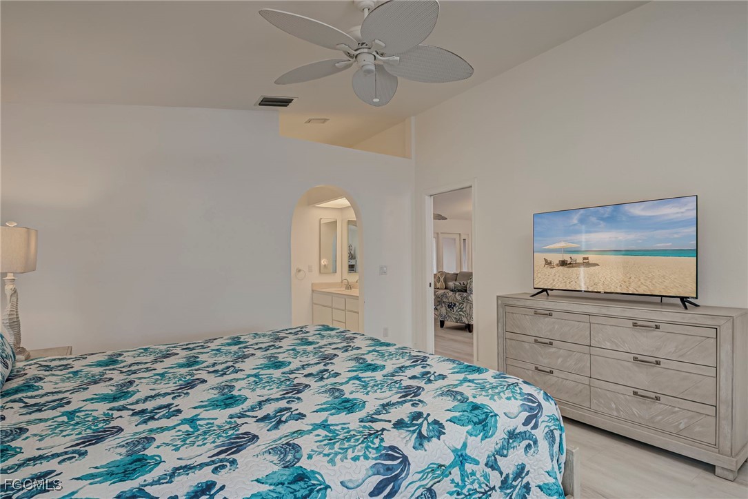 3 Bed Pool Home for Sale in Matlacha Isles, photo 15