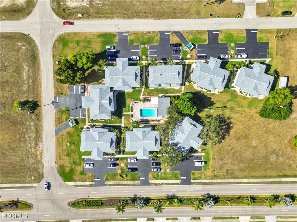 2 Bed Townhouse for Sale in Cape Coral, photo 15