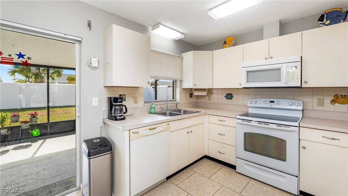 2 Bed SingleFamilyResidence for Sale in Gulf Cove, photo 15