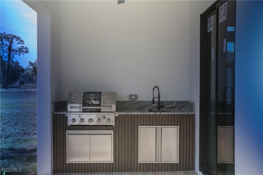 3 Bed SingleFamilyResidence for Sale in Port Labelle, FL — photo 15