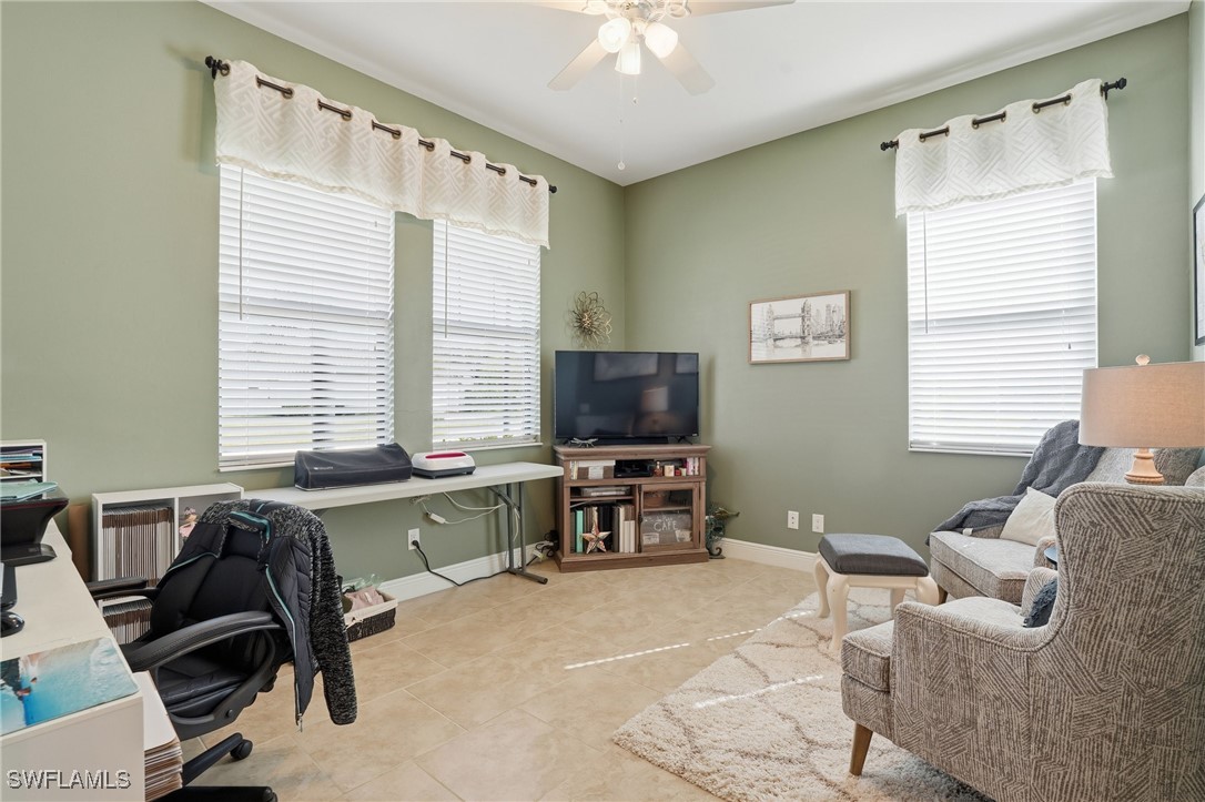 4 Bed SingleFamilyResidence for Sale in Naples, photo 15