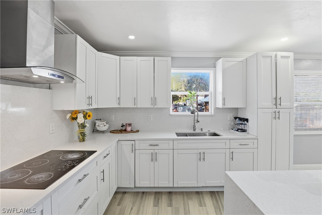 2 Bed SingleFamilyResidence for Sale in Naples, photo 15