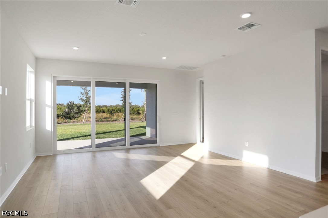 4 Bed SingleFamilyResidence for Sale in Turnleaf, photo 15