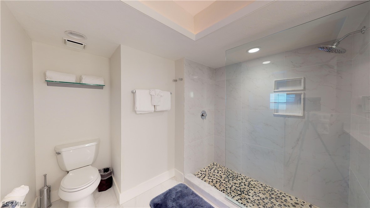 2 Bed Waterfront Home for Sale in Fort Myers, FL, $698,000 — photo 15