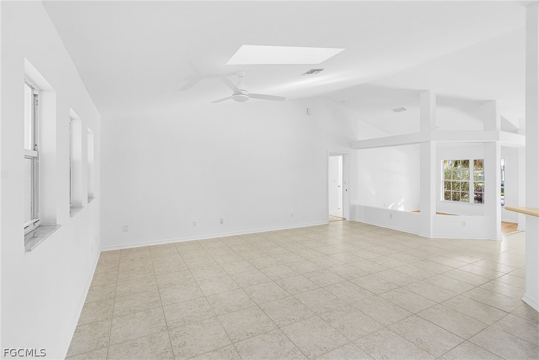 3 Bed Pool Home for Sale in Cape Coral, photo 15