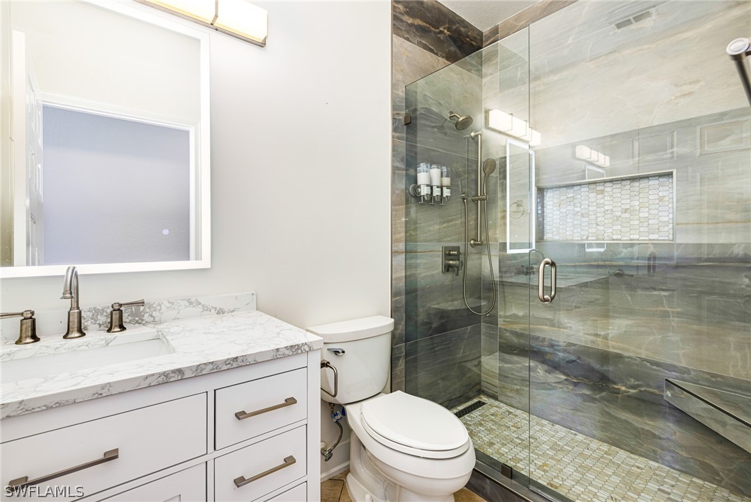 3 Bed Condominium for Sale in Turtle Point, photo 15