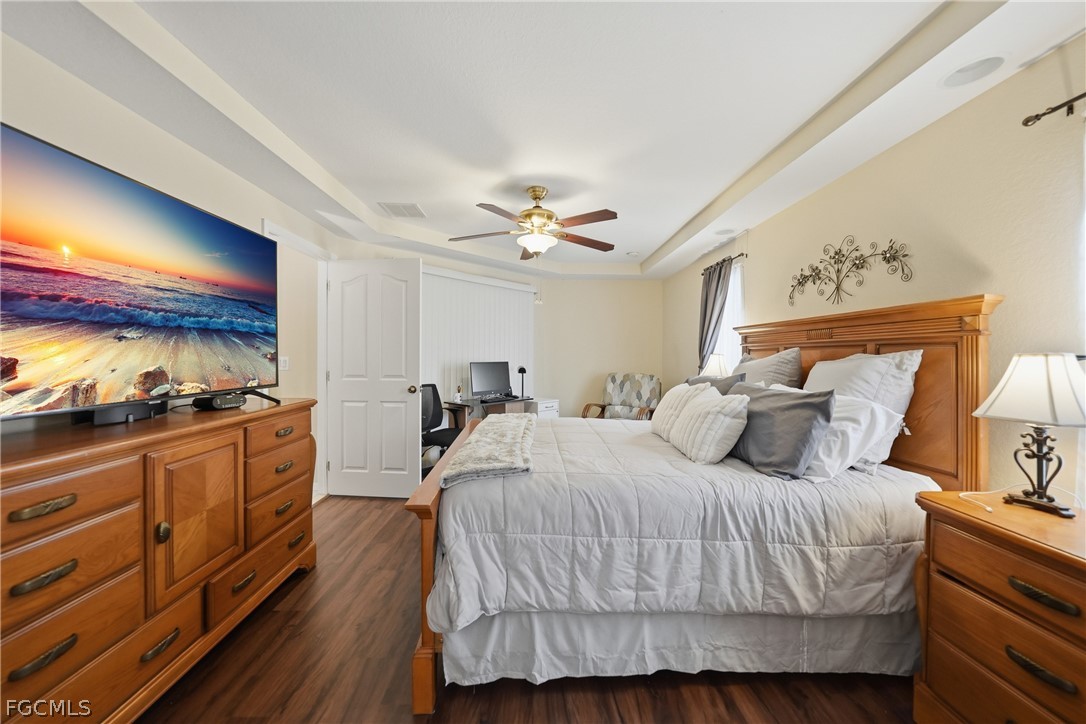 3 Bed SingleFamilyResidence for Sale in Cape Coral, photo 15