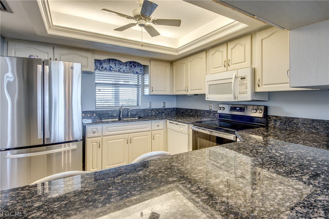 2 Bed Waterfront Home for Sale in Rivers Condo, FL, $299,900 — photo 15