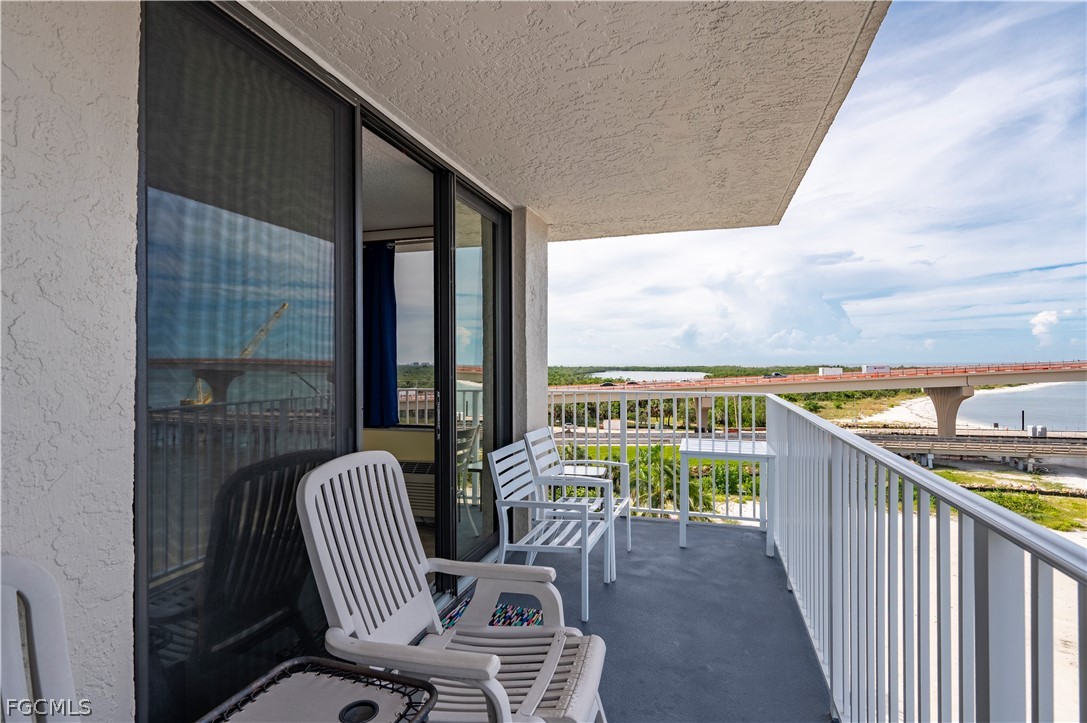 1 Bed Waterfront Home for Sale in Lovers Key Beach Club, FL — photo 15