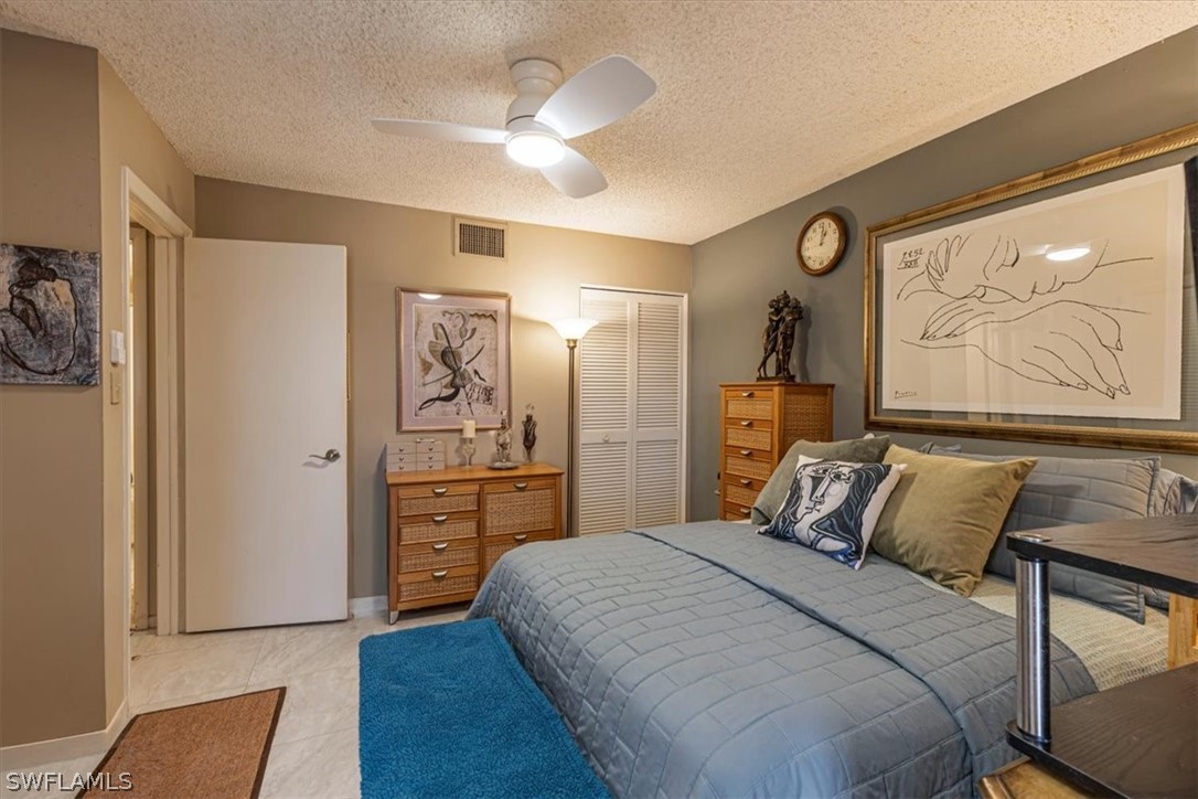1 Bed Condominium for Sale in Naples, FL, $199,000 — photo 15