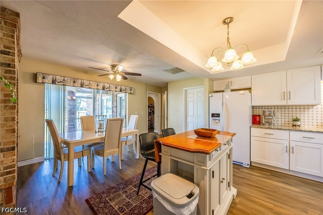 4 Bed SingleFamilyResidence for Sale in Cape Coral, photo 15
