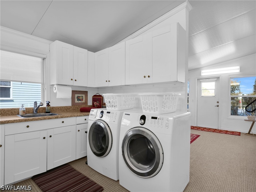2 Bed Waterfront Home for Sale in Quail Roost, FL, $194,900 — photo 15