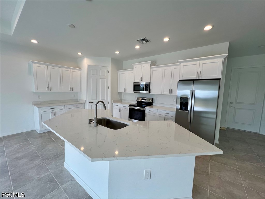 3 Bed Attached for Sale in Mirror Lakes, FL, $250,000 — photo 15