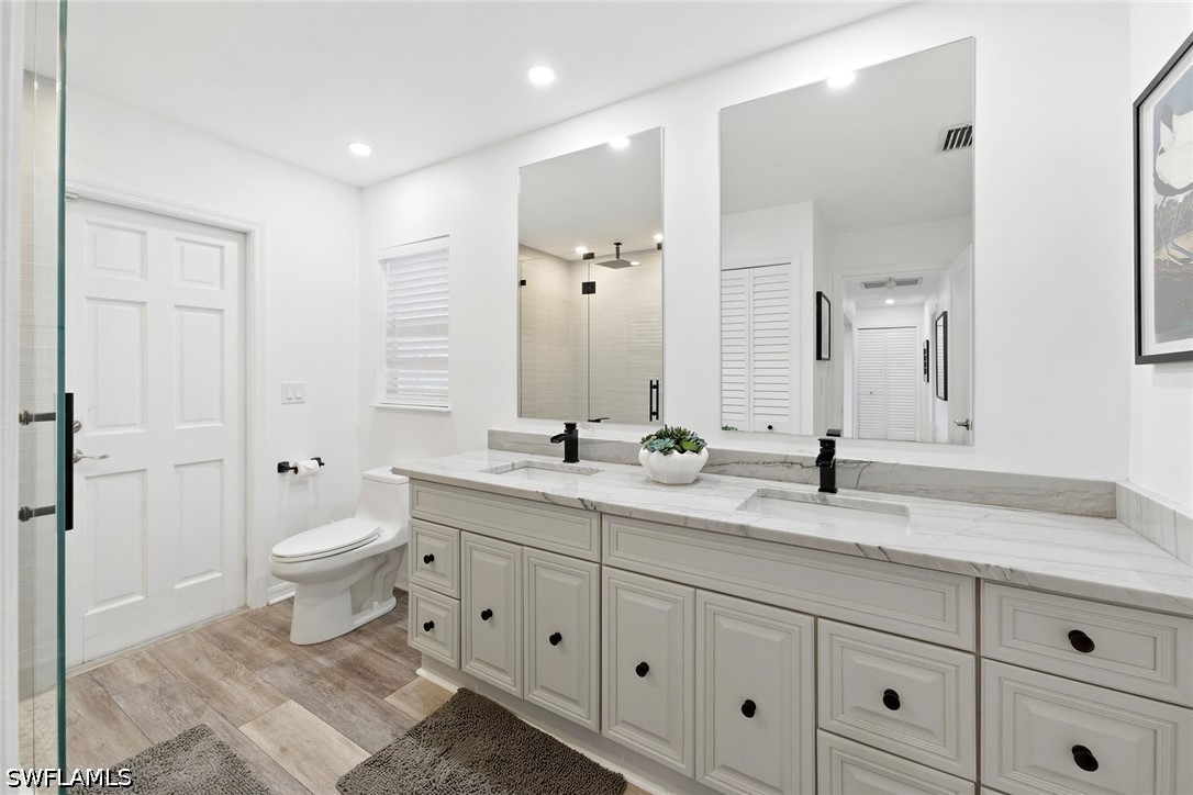 3 Bed Pool Home for Sale in Naples, photo 15