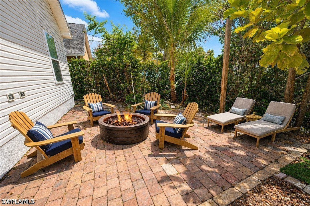 2 Bed Waterfront Home for Sale in Naples, photo 15
