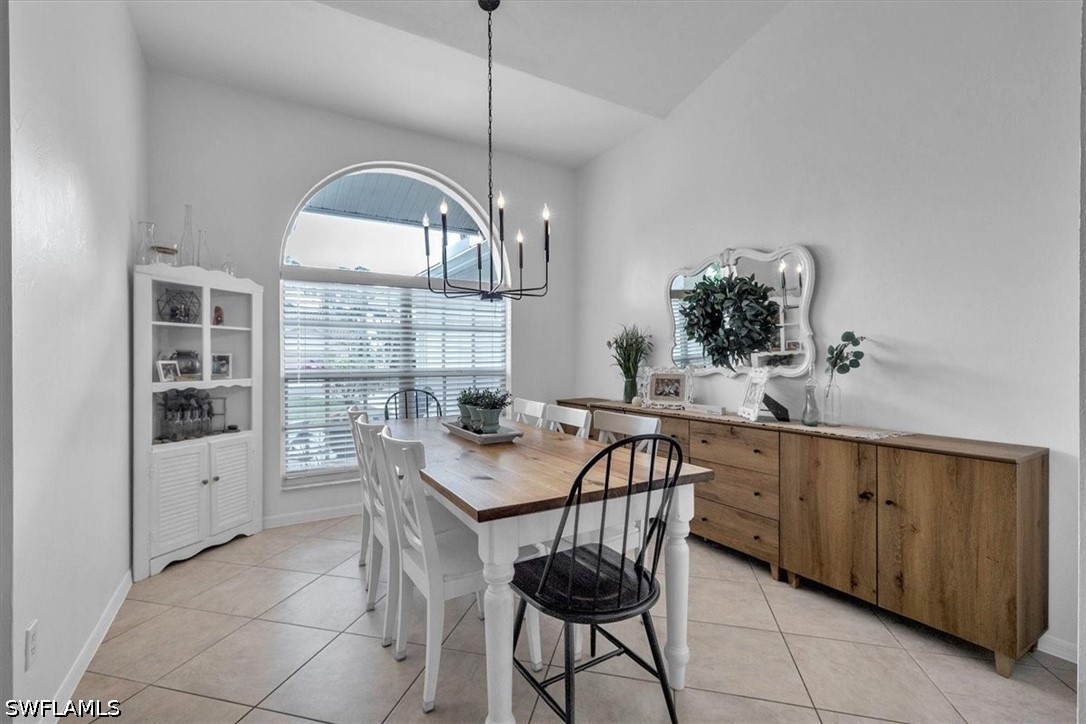 4 Bed SingleFamilyResidence for Sale in Naples, photo 15