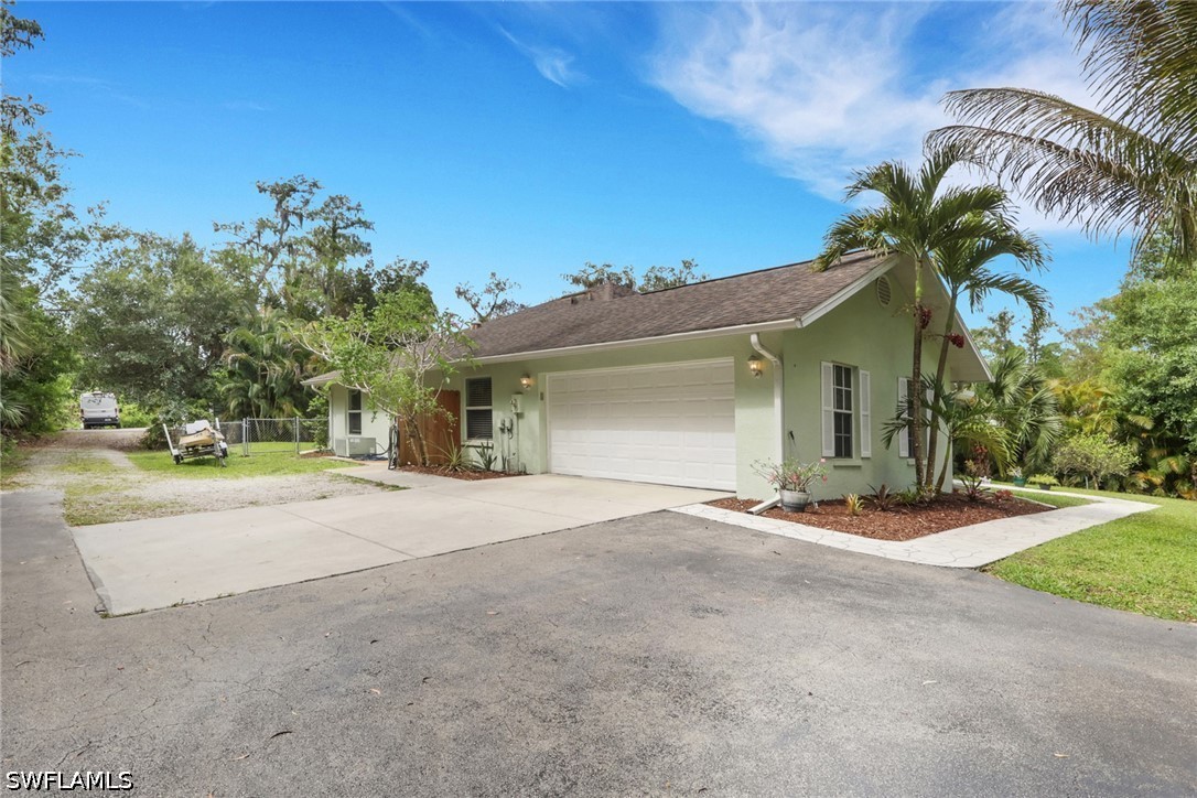 3 Bed Pool Home for Sale in Logan Woods, photo 15