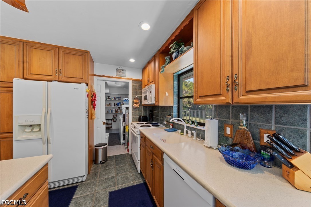 2 Bed Pool Home for Sale in Naples, photo 15