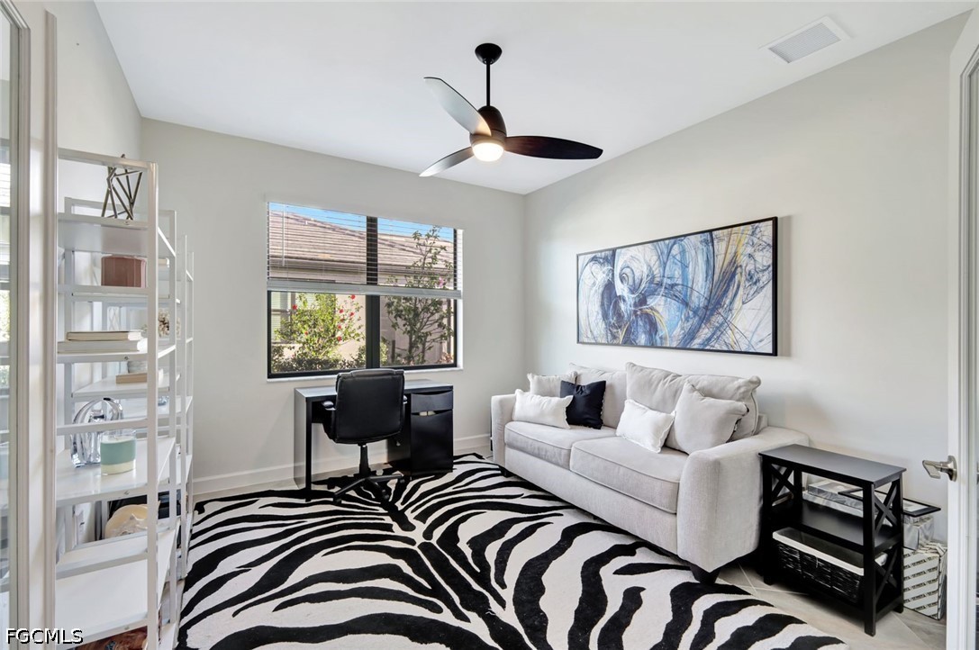 2 Bed Waterfront Home for Sale in Timber Creek, photo 15