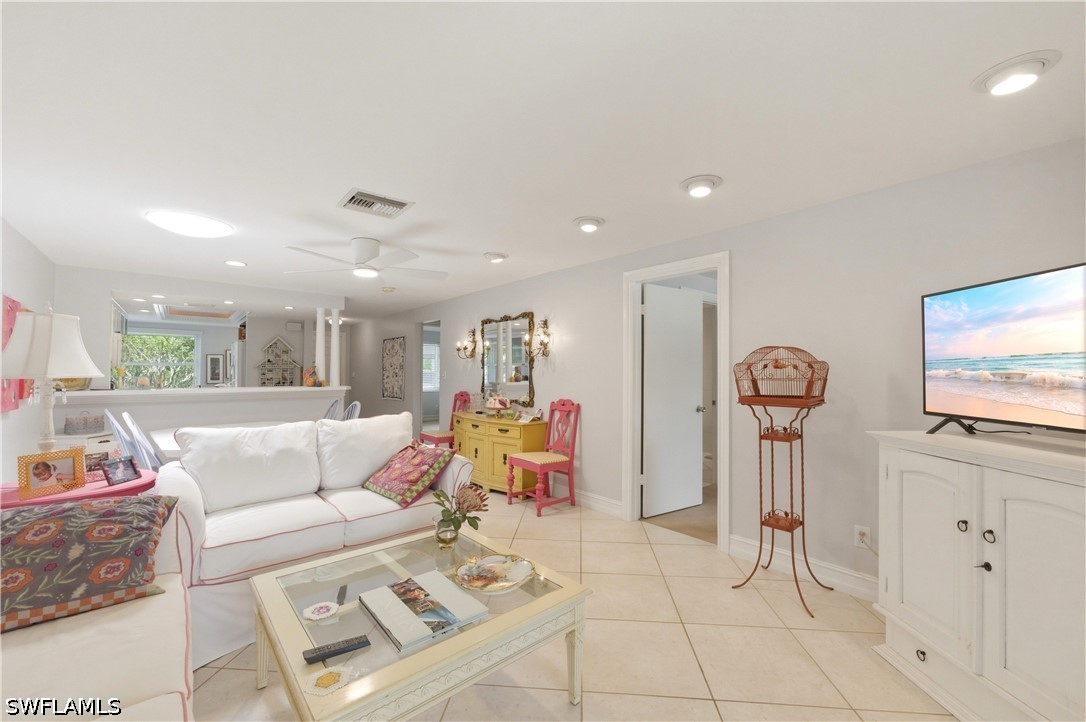 2 Bed Waterfront Home for Sale in Naples, photo 15