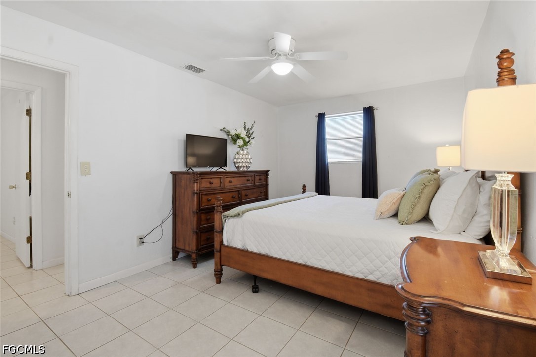 3 Bed SingleFamilyResidence for Sale in Cape Coral, photo 15