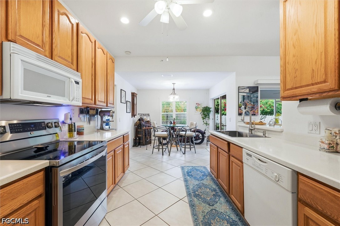 2 Bed SingleFamilyResidence for Sale in Not Applicable, FL — photo 15