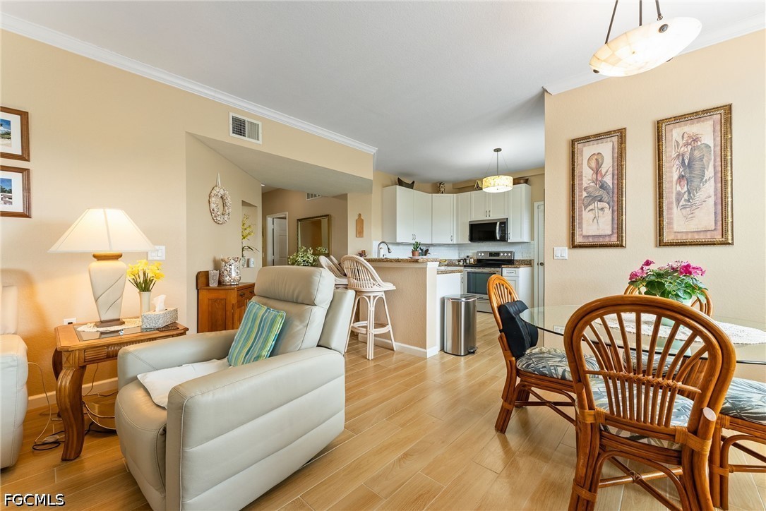 3 Bed Condominium for Sale in Concordia, FL, $269,000 — photo 15