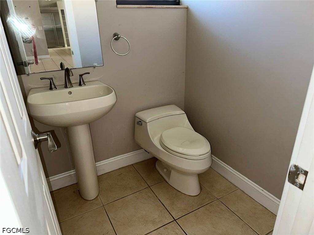 3 Bed SingleFamilyResidence for Sale in Cape Coral, photo 15