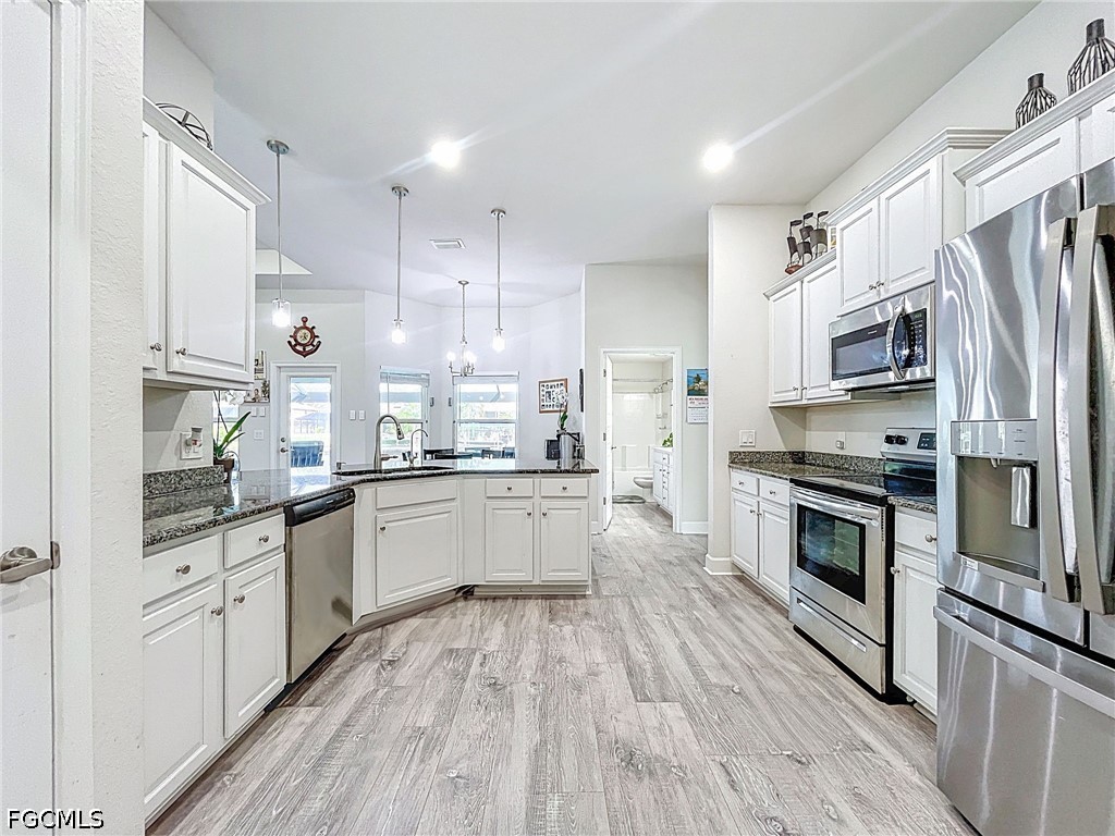 4 Bed Pool Home for Sale in Port Charlotte, photo 15