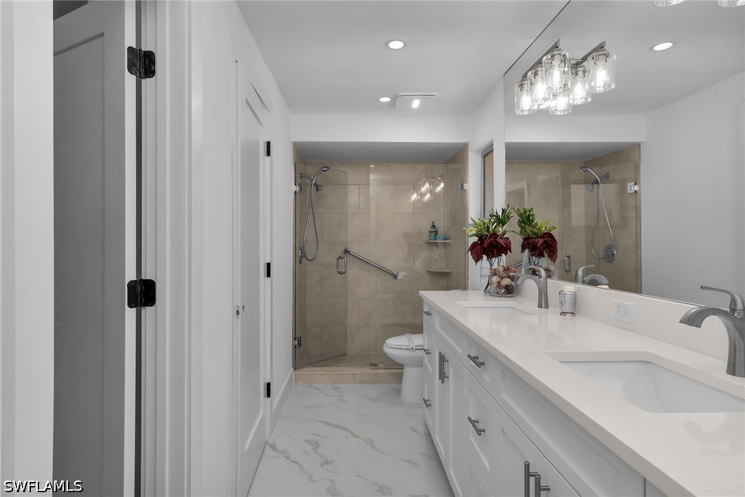 3 Bed Pool Home for Sale in Torrey Pines, photo 15
