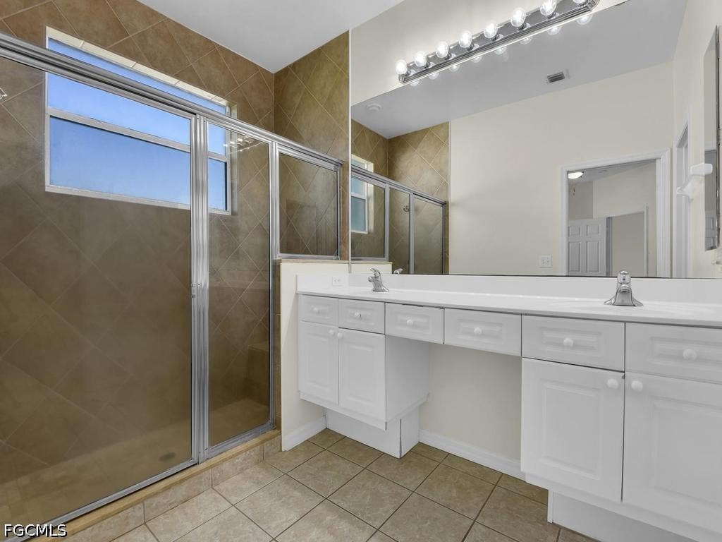 3 Bed SingleFamilyResidence for Sale in Silverlakes, FL — photo 15